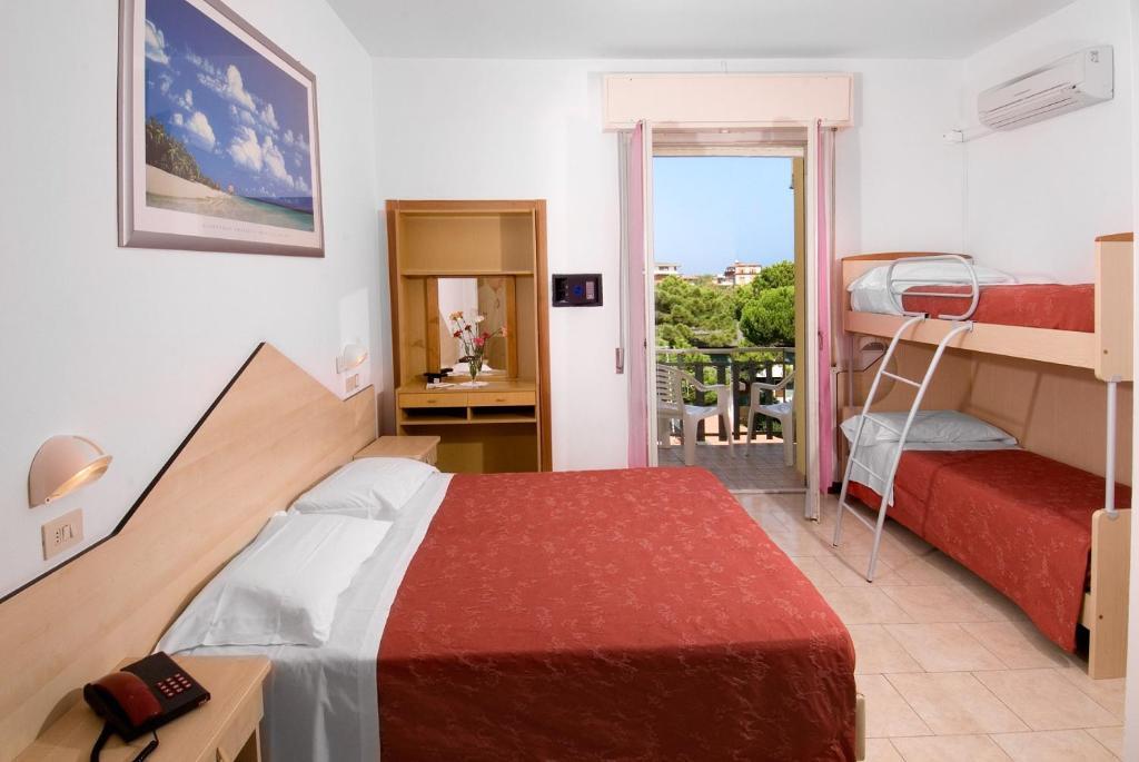 Hotel Levante Cervia Camera foto