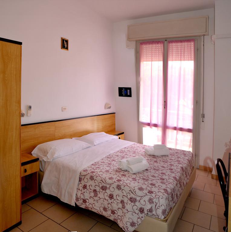 Hotel Levante Cervia Esterno foto