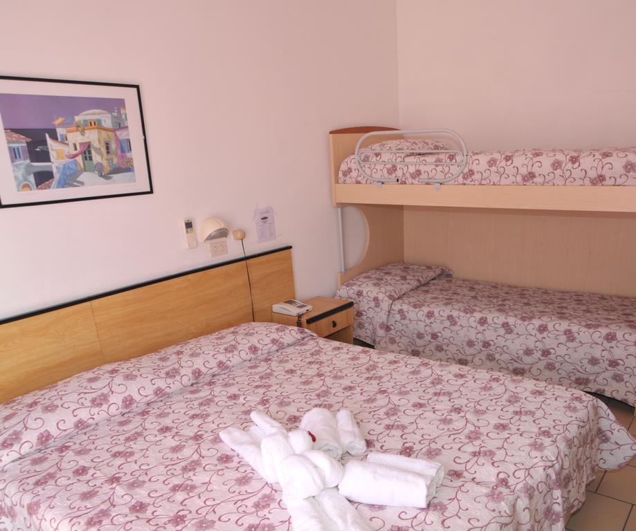 Hotel Levante Cervia Esterno foto