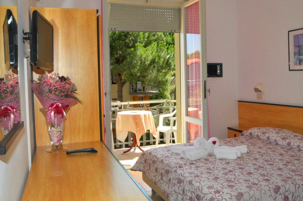 Hotel Levante Cervia Esterno foto