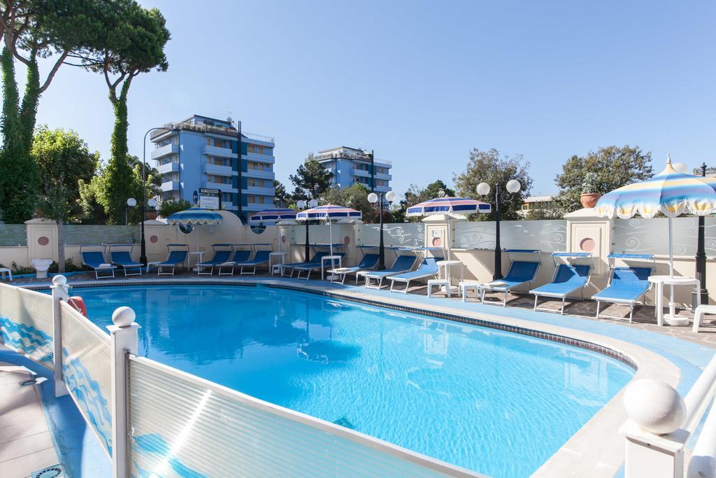 Hotel Levante Cervia Esterno foto