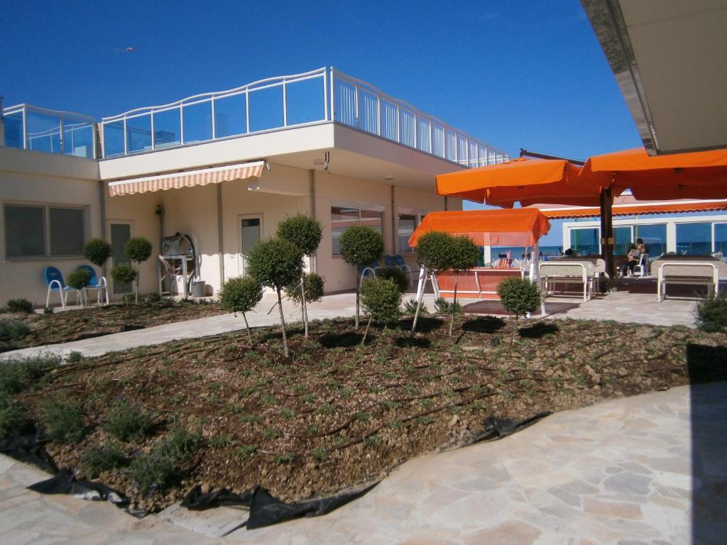 Hotel Levante Cervia Esterno foto